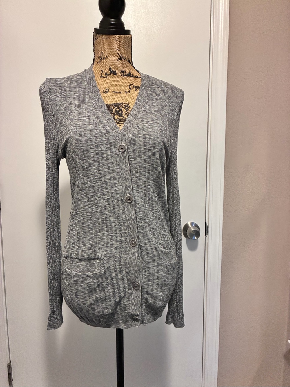 Athleta Heather Grey Ribbed V-Neck Button Cardigan